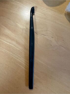 NWOT Tupperware Citrus Peeler in Black